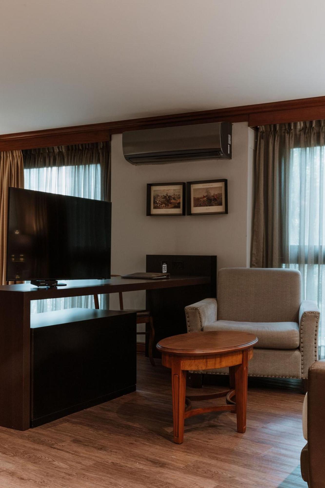 Hotel Park10 Меделин Екстериор снимка A room at the hotel